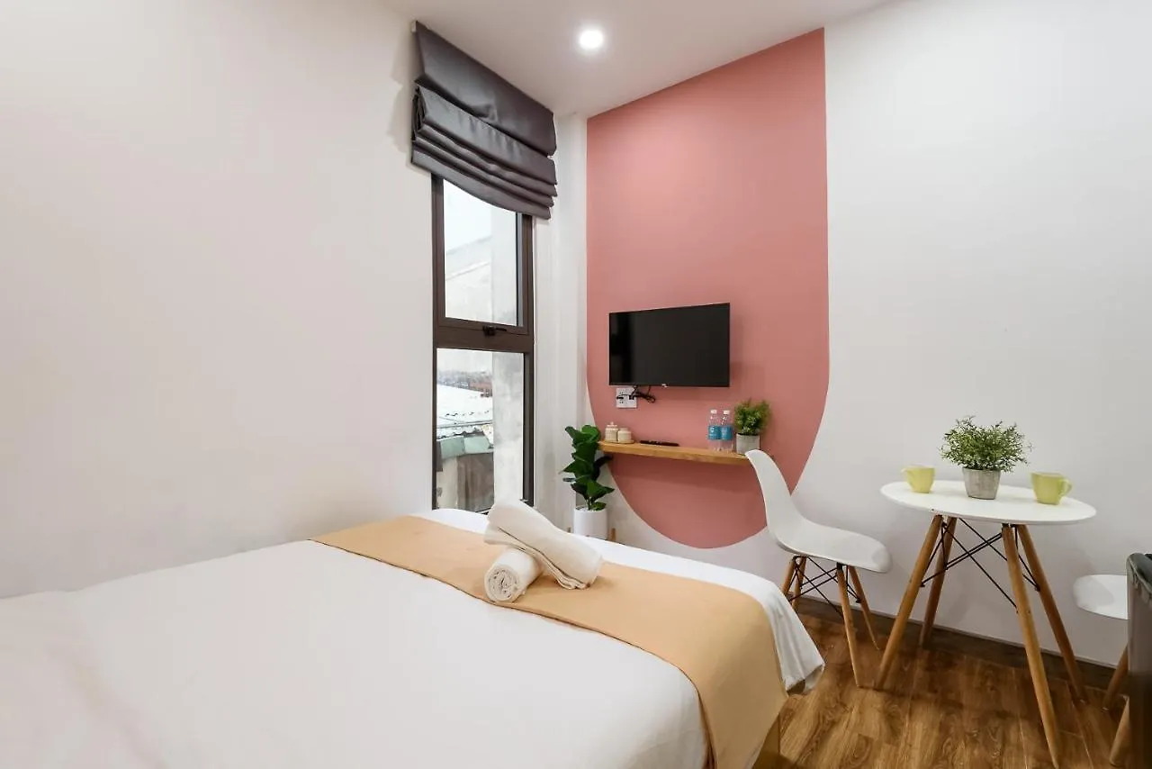 Cozrum Homes - Graceful Corner Ho Chi Minh City Apartment