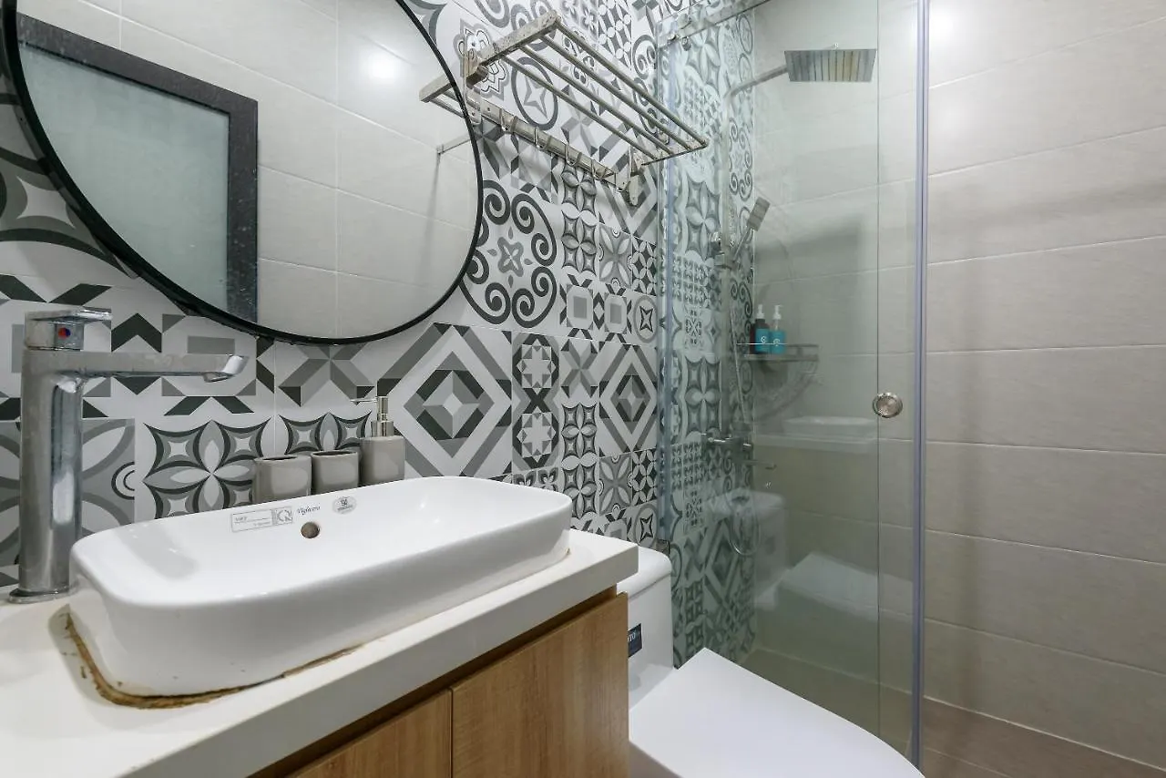 Apartment Cozrum Homes - Graceful Corner Ho Chi Minh City